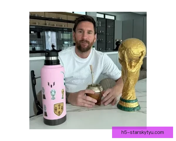 梅西晒乐高大力神杯荣耀瞬间 梅西晒乐高大力神杯荣耀瞬间