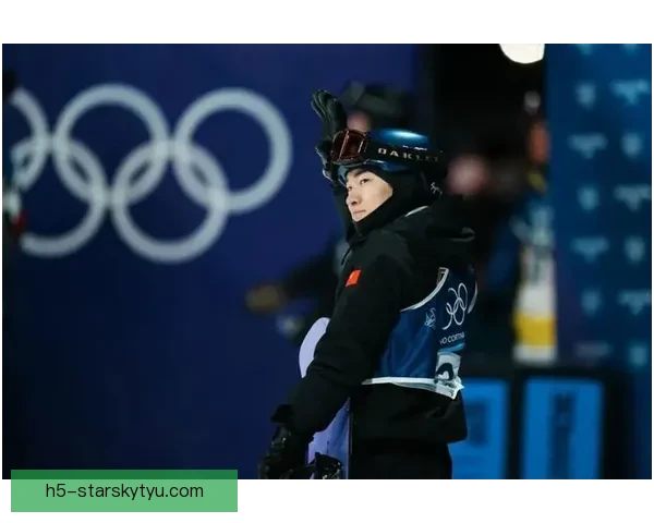 冬奥赛场师徒泪洒深情相拥动人