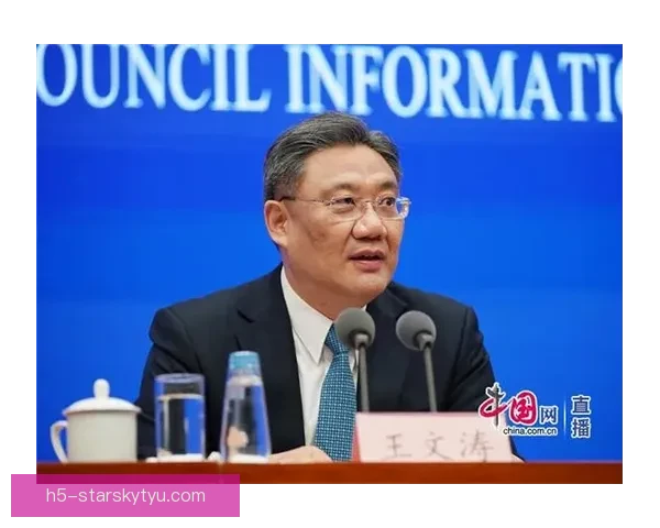 国务院原官员:中国男足40年停滞期盼中欧合作 国务院原官员:中国男足40年停滞期盼中欧合作